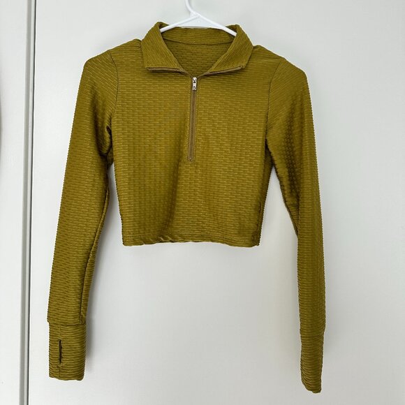 Buff Bunny Crop Pull Over Green Permafrost Workout - Picture 1 of 4